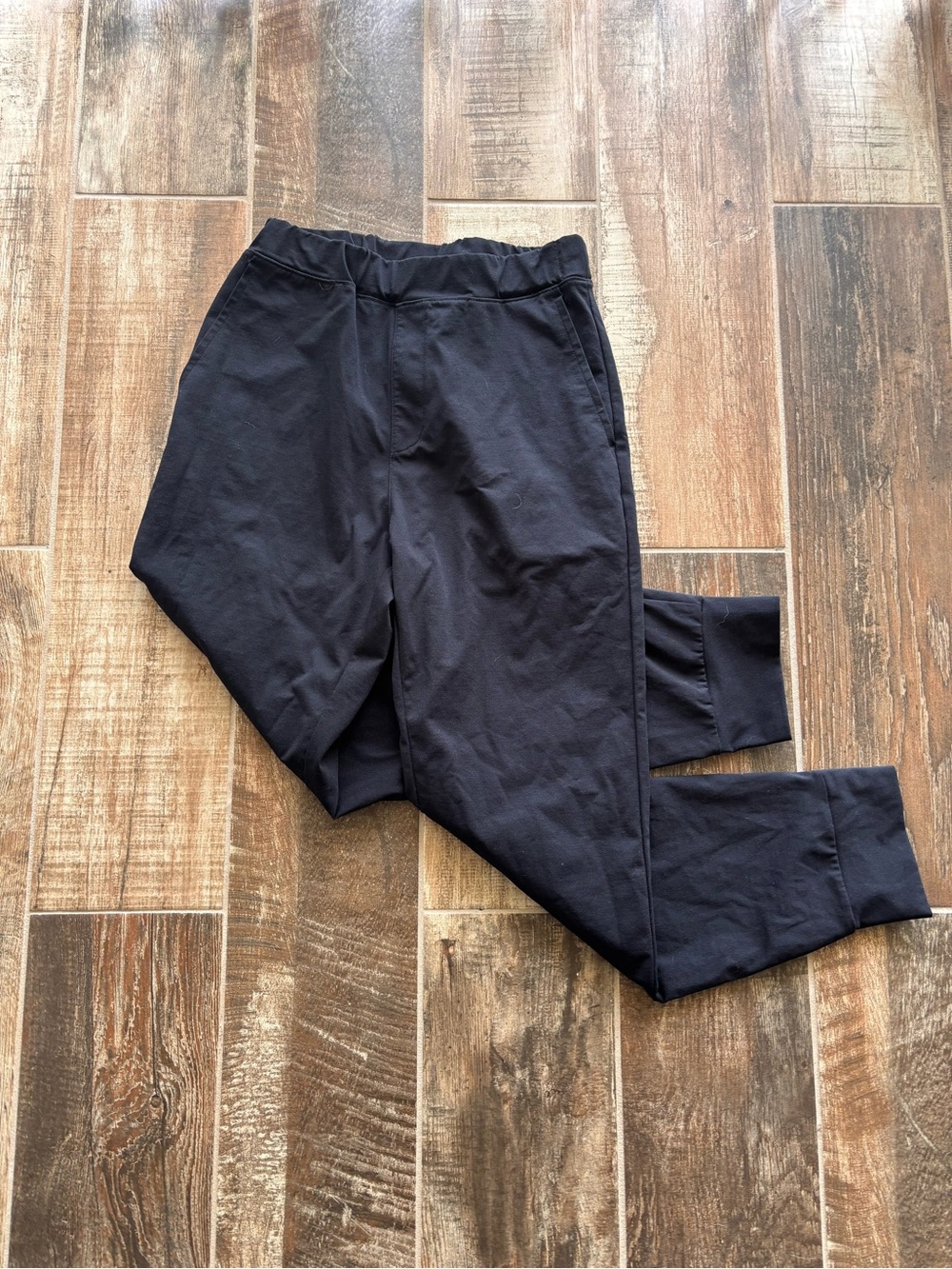 UNIQLO KIDS Black AIRISM Joggers - Size 150